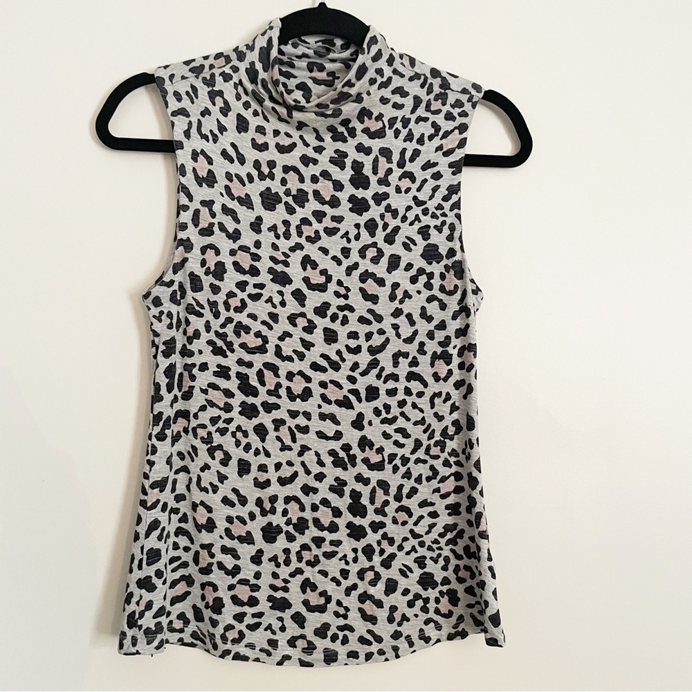 Tart Collections Gray sleeveless mock neck top with black & pink leopard print